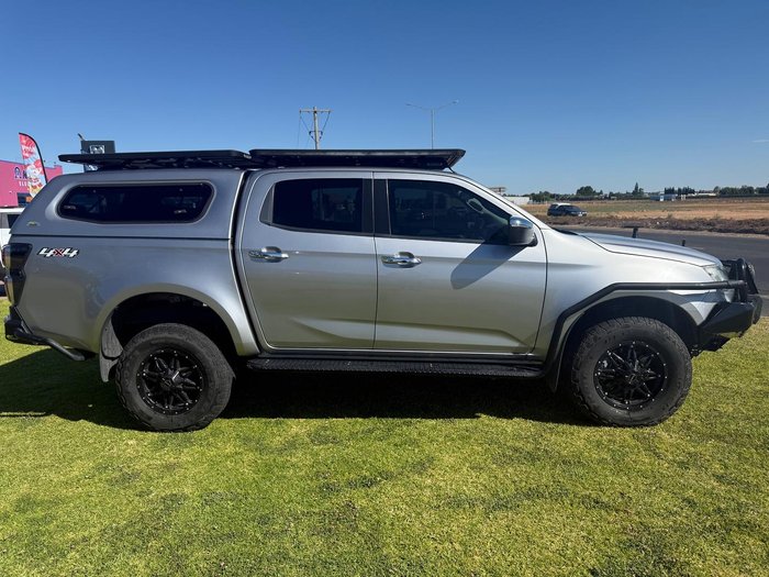 2021 Isuzu D-MAX LS-U