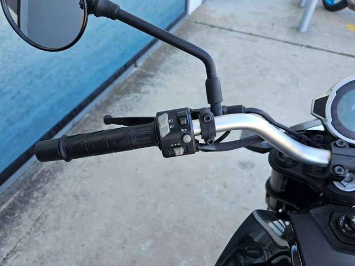 2023 CFMOTO 300 CL-X White