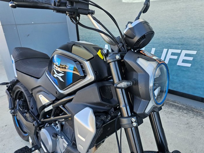 2023 CFMOTO 300 CL-X White