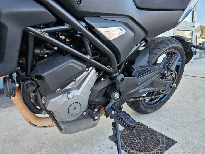 2023 CFMOTO 300 CL-X White