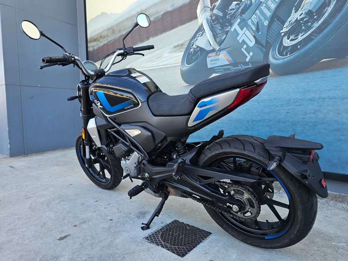 2023 CFMOTO 300 CL-X White