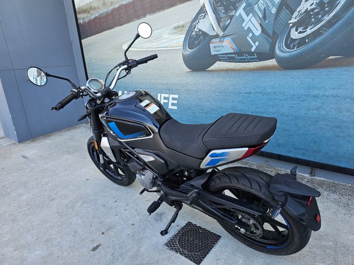 2023 CFMOTO 300 CL-X White