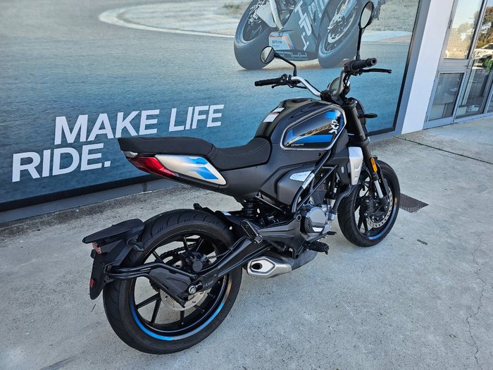 2023 CFMOTO 300 CL-X White