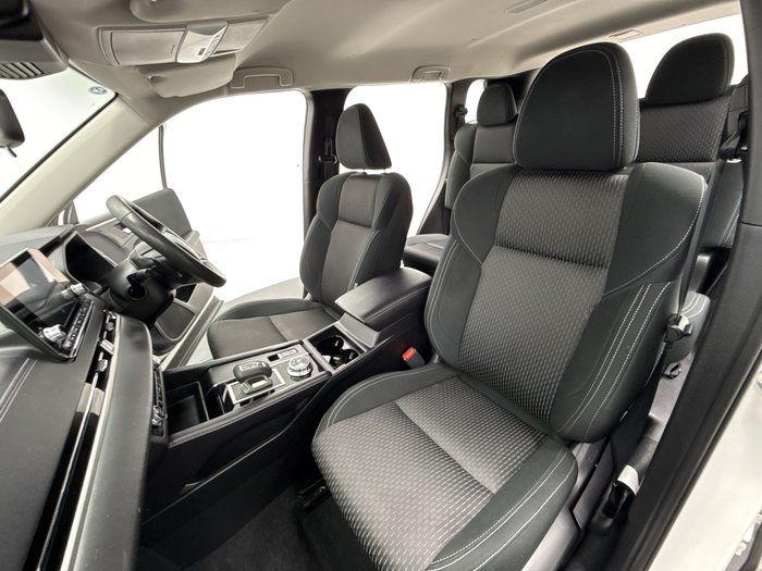 2023 Mitsubishi Outlander ES