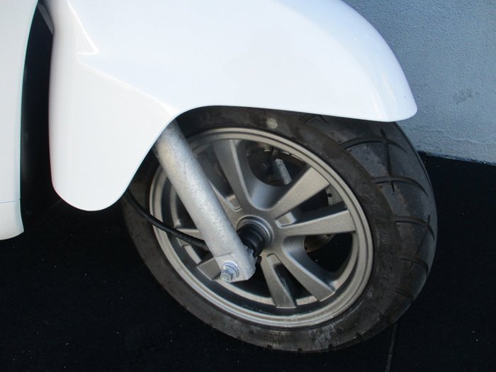 2021 Kymco LIKE 125 White