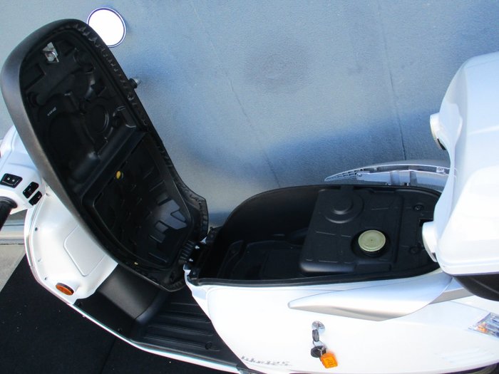 2021 Kymco LIKE 125 White