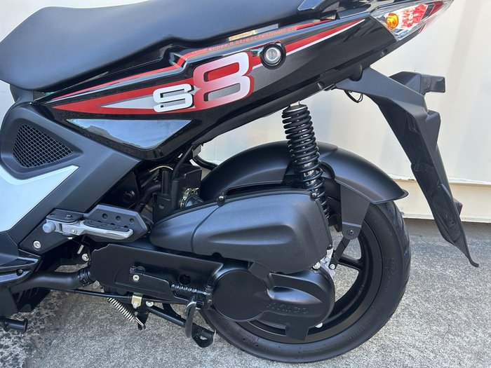 2021 KYMCO SUPER 8 50 SCOOTER BLACK