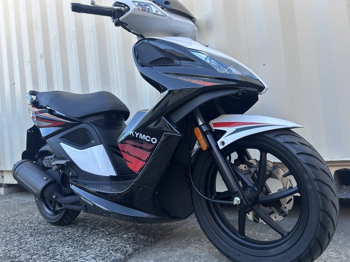2021 KYMCO SUPER 8 50 SCOOTER BLACK