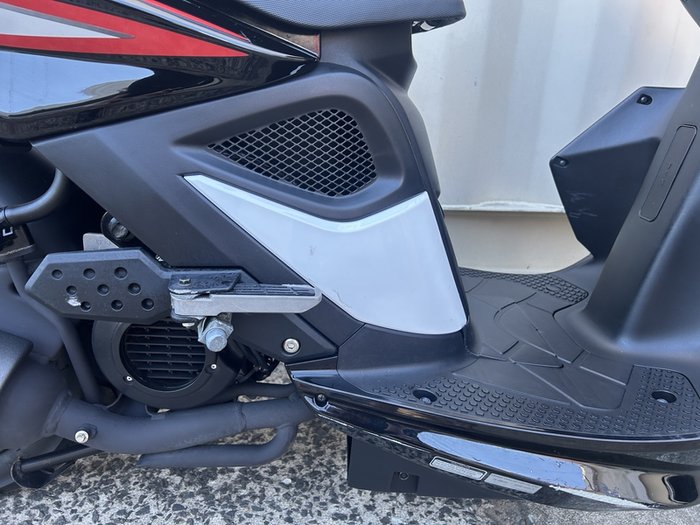 2021 KYMCO SUPER 8 50 SCOOTER BLACK