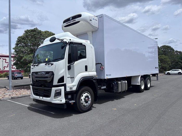 2025 Isuzu F Series