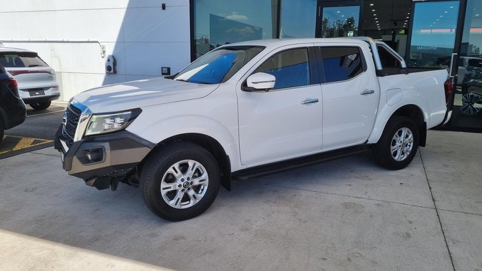 2020 Nissan Navara ST