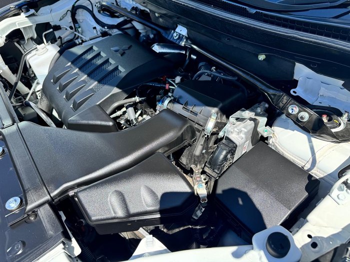 2023 Mitsubishi Eclipse Cross ES