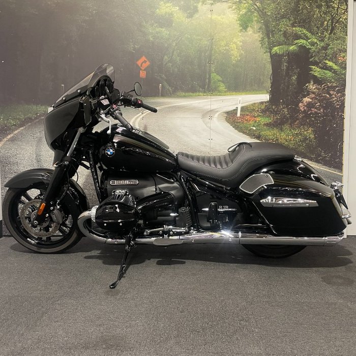 2021 BMW Motorrad R 18 Black