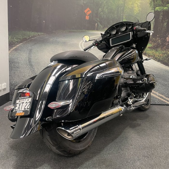 2021 BMW Motorrad R 18 Black