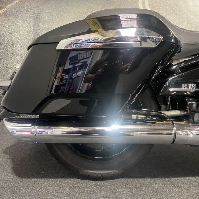 2021 BMW Motorrad R 18 Black