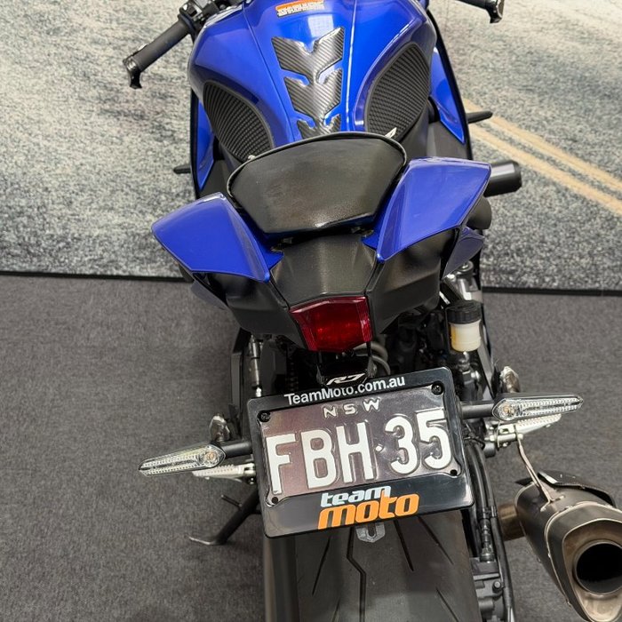 2022 Yamaha YZF-R7LA Blue