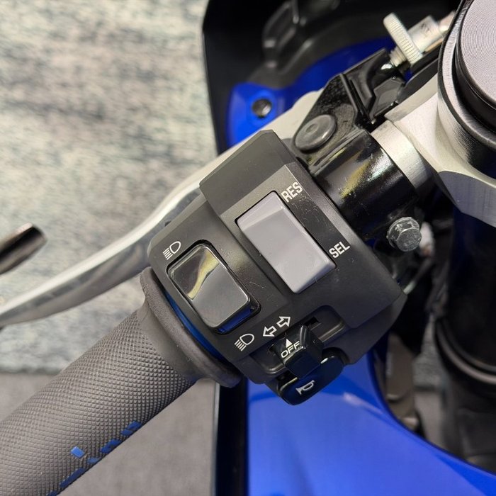 2022 Yamaha YZF-R7LA Blue