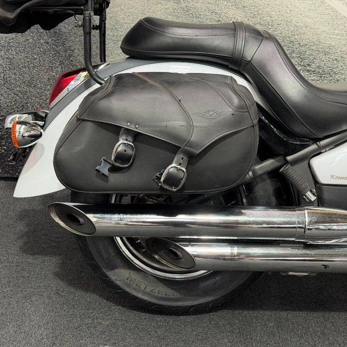 2021 Kawasaki VULCAN 900 (VN900) CLASSIC