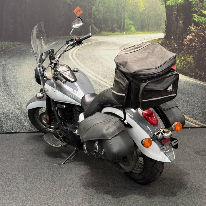 2021 Kawasaki VULCAN 900 (VN900) CLASSIC