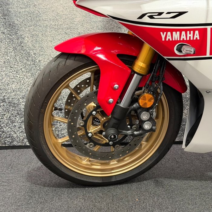 2021 Yamaha YZF-R7LA White