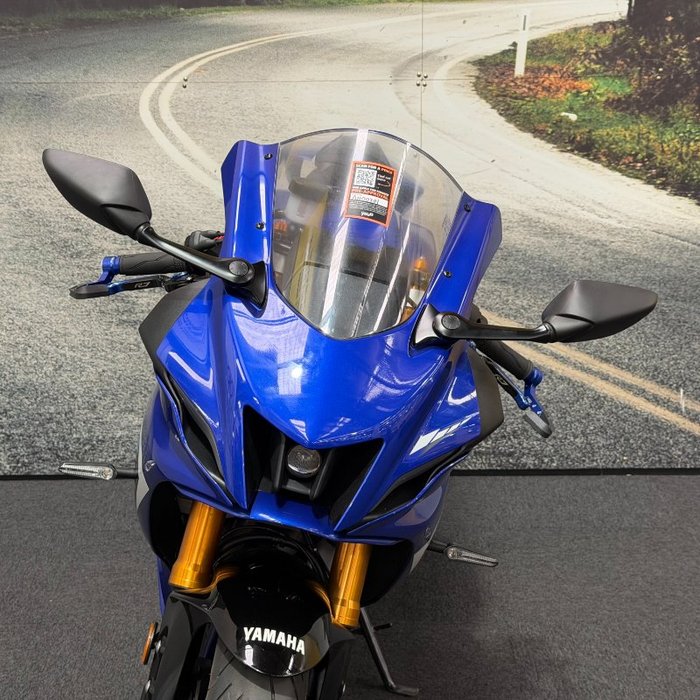 2025 Yamaha YZF-R7LA Blue