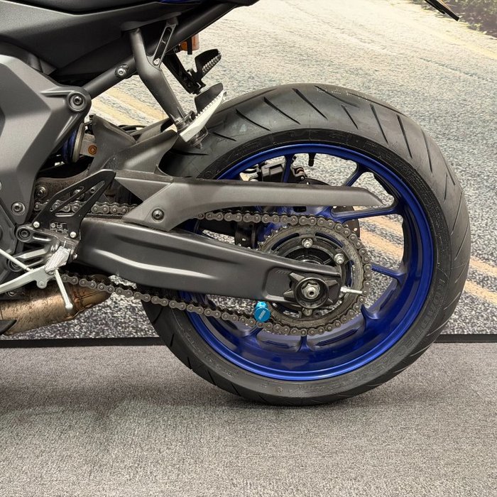 2025 Yamaha YZF-R7LA Blue