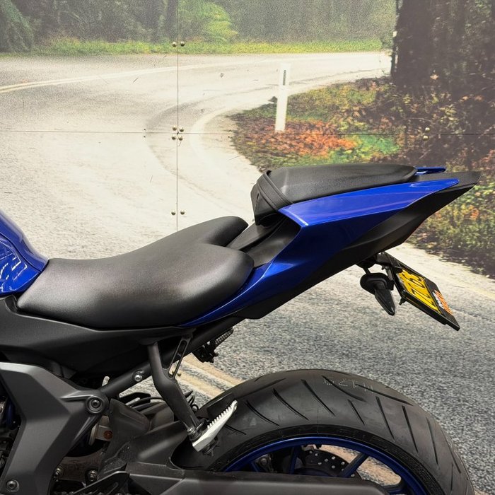 2025 Yamaha YZF-R7LA Blue