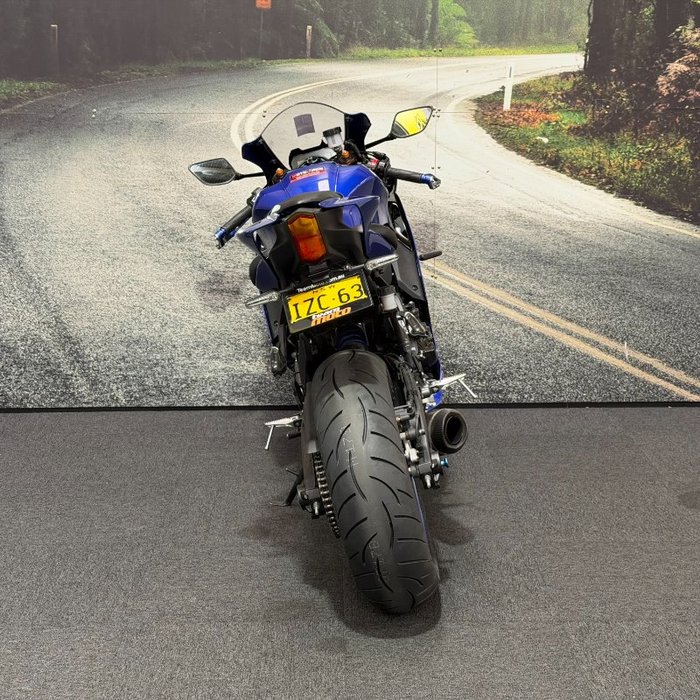 2025 Yamaha YZF-R7LA Blue