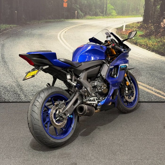 2025 Yamaha YZF-R7LA Blue