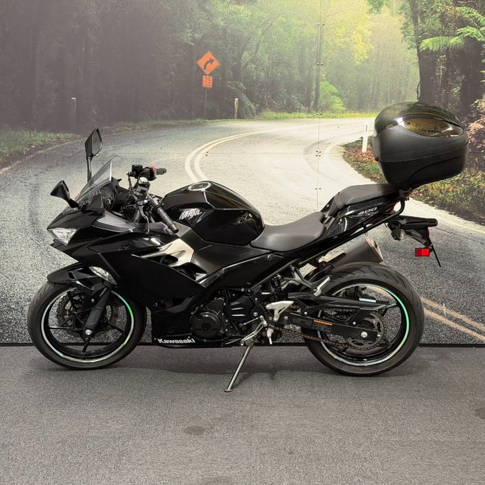 2018 Kawasaki NINJA 400 Black