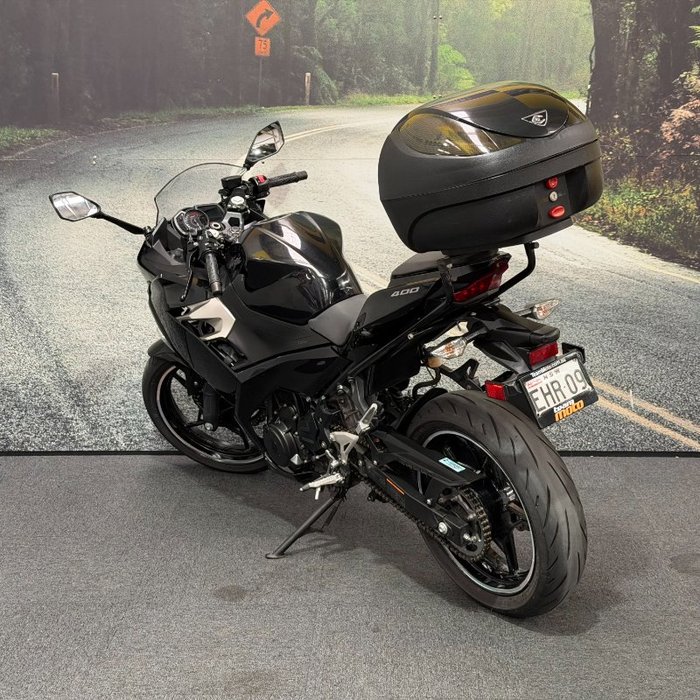 2018 Kawasaki NINJA 400 Black