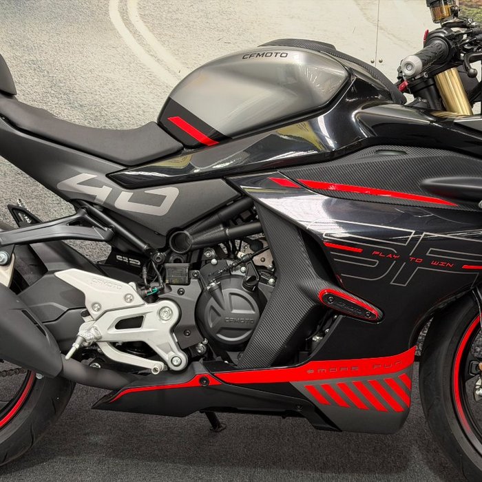 2024 CFMOTO 2024 Cf Moto 450CC 450SR ABS ROAD White