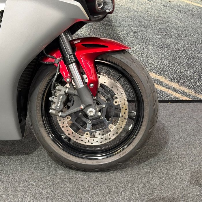 2008 Honda CBR1000RR (FIREBLADE) Maroon