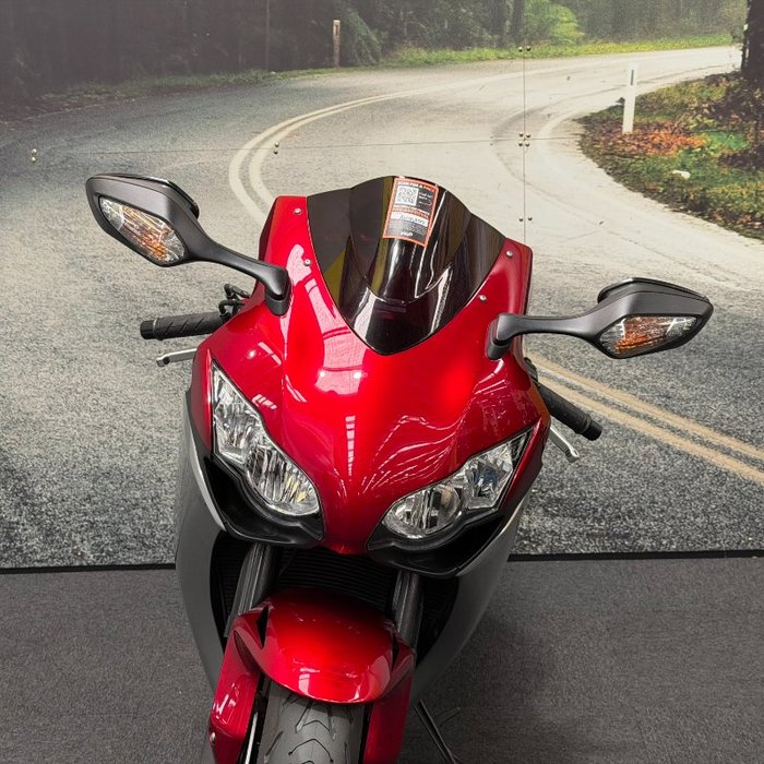 2008 Honda CBR1000RR (FIREBLADE) Maroon