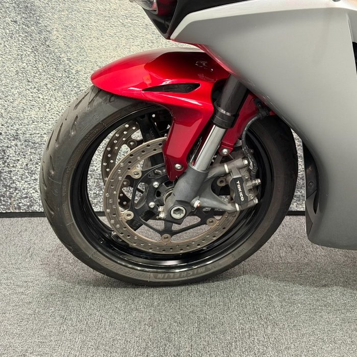 2008 Honda CBR1000RR (FIREBLADE) Maroon