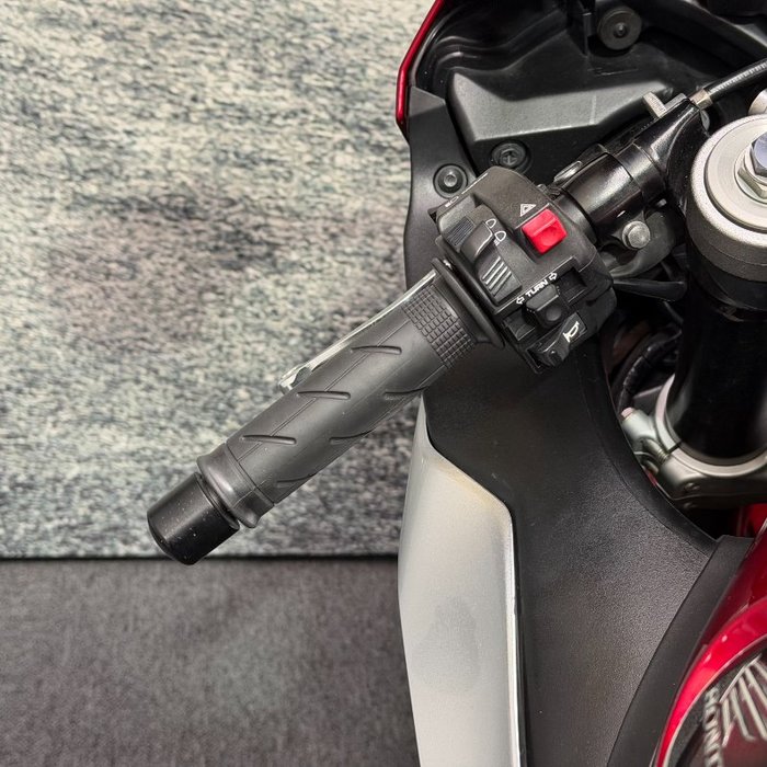 2008 Honda CBR1000RR (FIREBLADE) Maroon