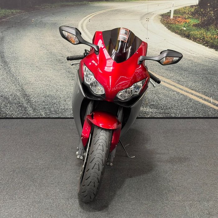 2008 Honda CBR1000RR (FIREBLADE) Maroon