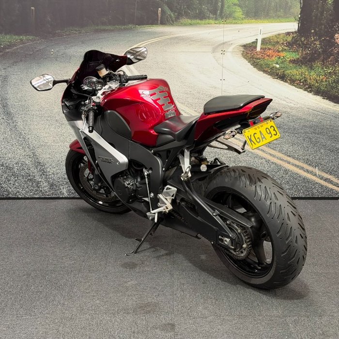 2008 Honda CBR1000RR (FIREBLADE) Maroon