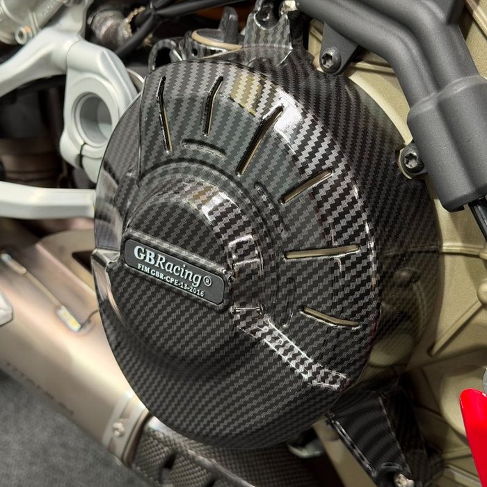 2021 DUCATI STREETFIGHTER V4 S Red