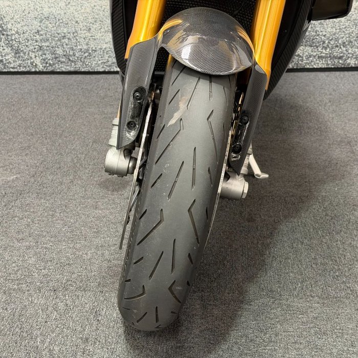 2021 DUCATI STREETFIGHTER V4 S Red