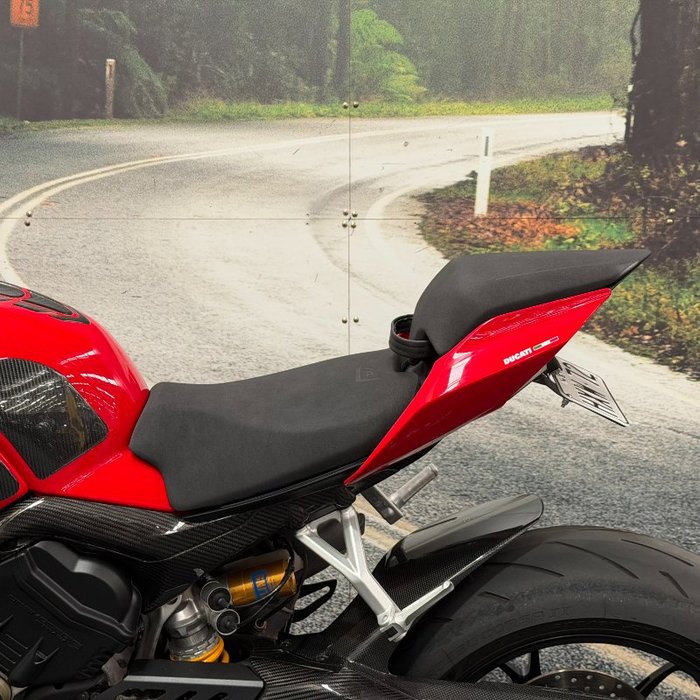 2021 DUCATI STREETFIGHTER V4 S Red