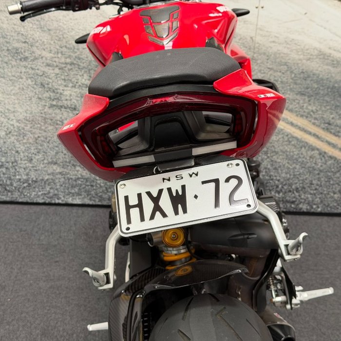 2021 DUCATI STREETFIGHTER V4 S Red