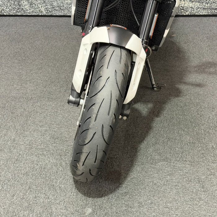 2021 Triumph TRIDENT 660 White