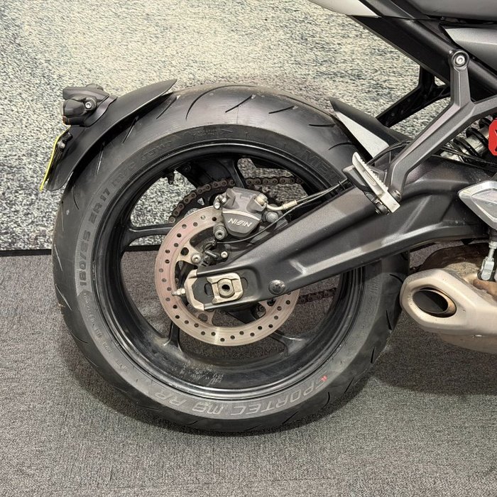 2021 Triumph TRIDENT 660 White