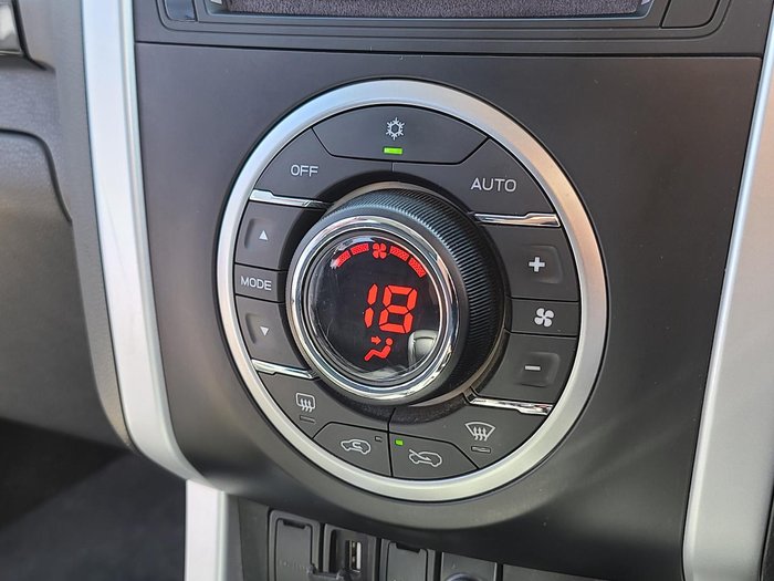 2021 Isuzu MU-X LS-T