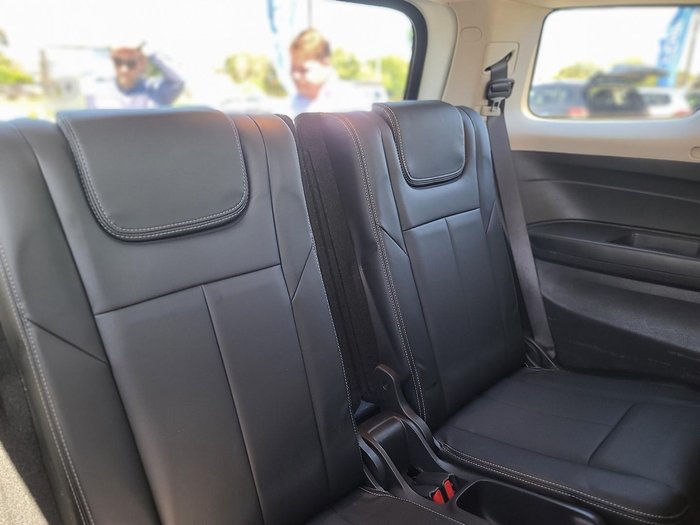 2021 Isuzu MU-X LS-T