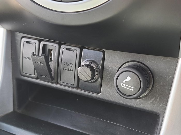 2021 Isuzu MU-X LS-T