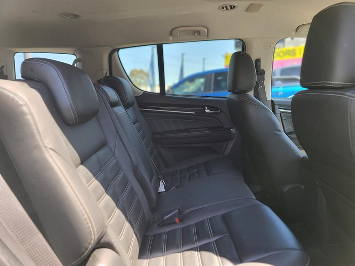 2021 Isuzu MU-X LS-T