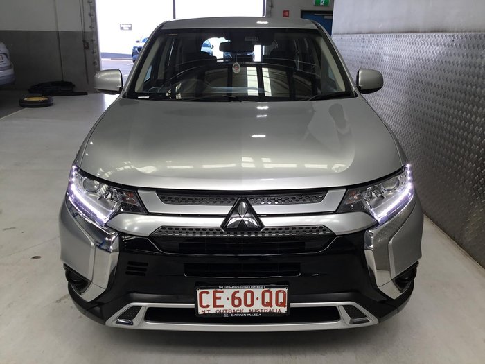2021 Mitsubishi Outlander ES
