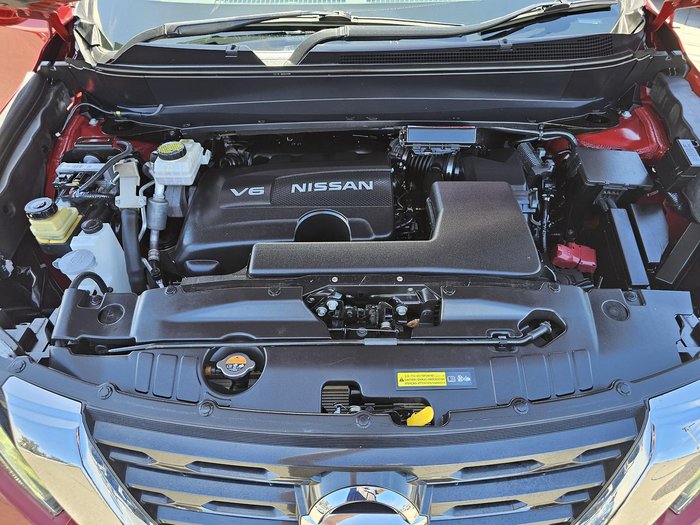 2017 Nissan Pathfinder ST-L